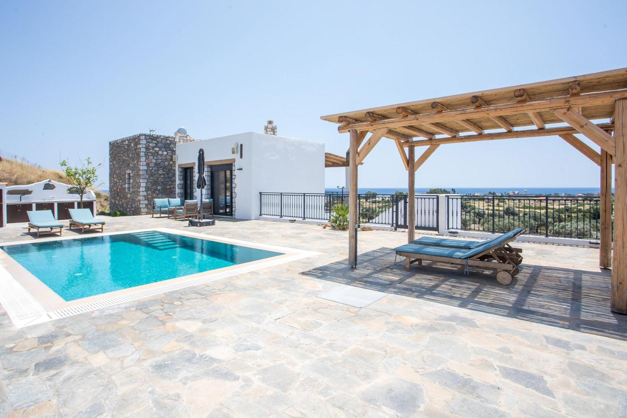 Clara Villa